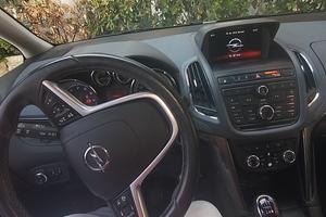 Opel Zafira 2015 