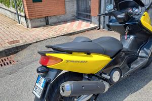 Tmax 500 giallo
