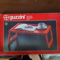 Vassoio Jolly della Guzzini design Luigi Massoni