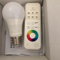 Lampadina cambia colore e intensità