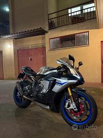 Yamaha YZF-R1 M