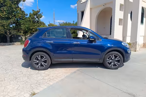 Fiat 500x blu 