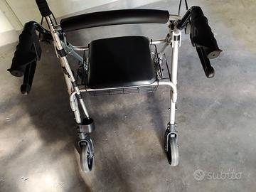Carrello deambulatore per anziani