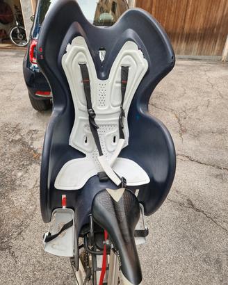 seggiolino bici con sgancio rapido e portapacchi