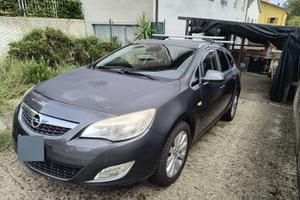 OPEL ASTRA STATION WAGON 1.7 TURBO DIESEL COSMO