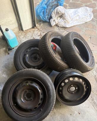 Pneumatici 185/65R15 88T Hankook invernali