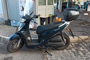 Kymco new people S200