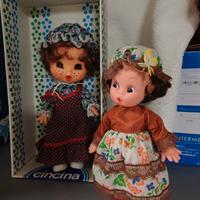 bambole e giochi in blocco