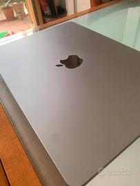 Apple MacBook Air 2022 M2