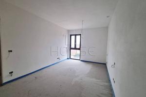 Appartamento di 90 m² con 3 locali e posto auto a 