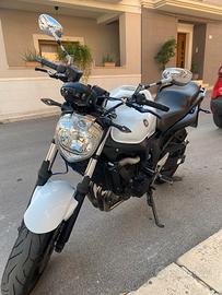 Yamaha FZ6