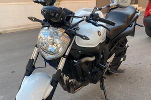 Yamaha FZ6