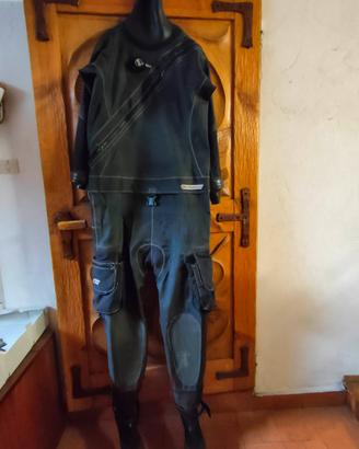 Muta Stagna Santi Emotion