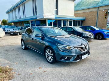 Renault Megane Mégane dCi 8V Energy Zen 110cv