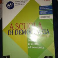 libro diritto e economia "A scuola di democrazia"