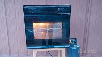 Forno da incasso SMEG modello 42016 a gas GPL con
