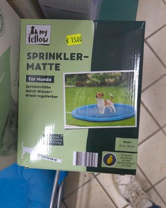 Piscina per cani com getti d acqua nuova