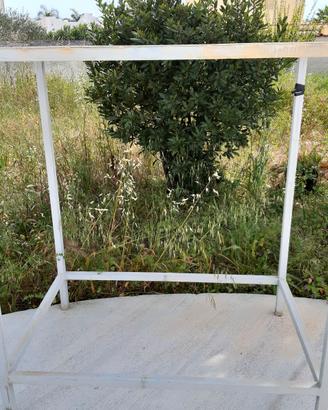 Supporto per cisterna d'acqua