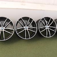 Cerchi in lega BMW Serie 5 G30 G31 18 ORIGINALI