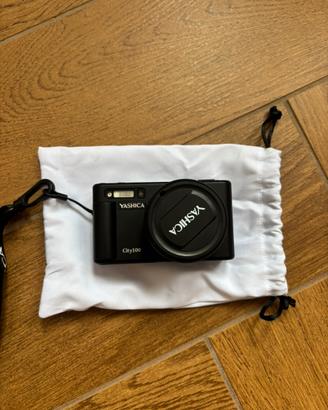 Yashica City 100 digital camera