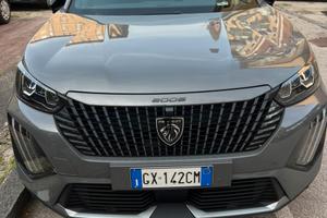 PEUGEOT 2008 136CV Hybrid Allure