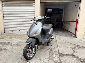Piaggio zip 125