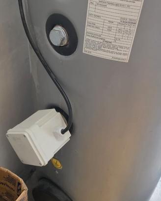 BOLLITORE 200Lt E CISTERNA 300Lt