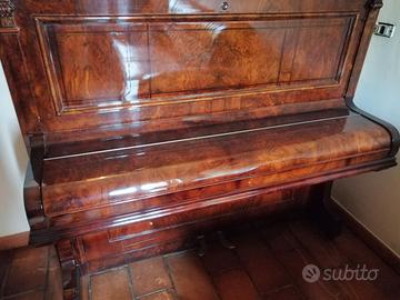 pianoforte con chiave. Buone condizioni