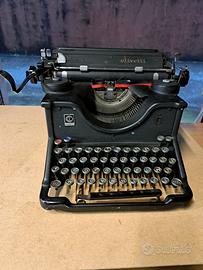 Macchina Olivetti Vintage anni 50