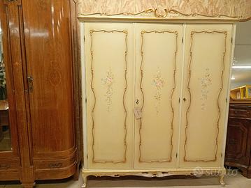 armadio stile liberty 