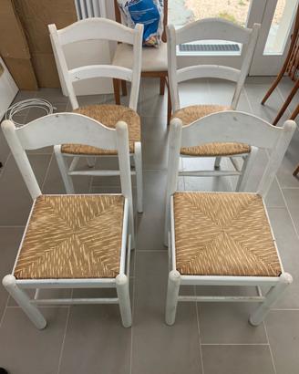 Sedie in legno bianco