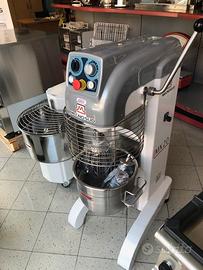 Arredi e attrezzature per negozi