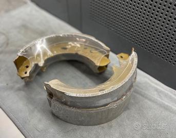 kIT GANASCE FRENI RANGE ROVER P38 NUOVO