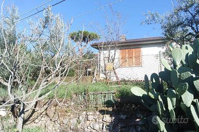Rustico / Casale di 80 m² con 3 locali a Piglio