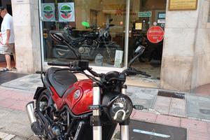 Benelli Leoncino 500