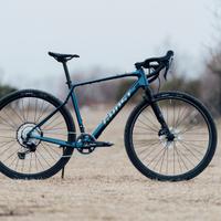 Gravel Ghost ASKET CF Full Party - Premium bike