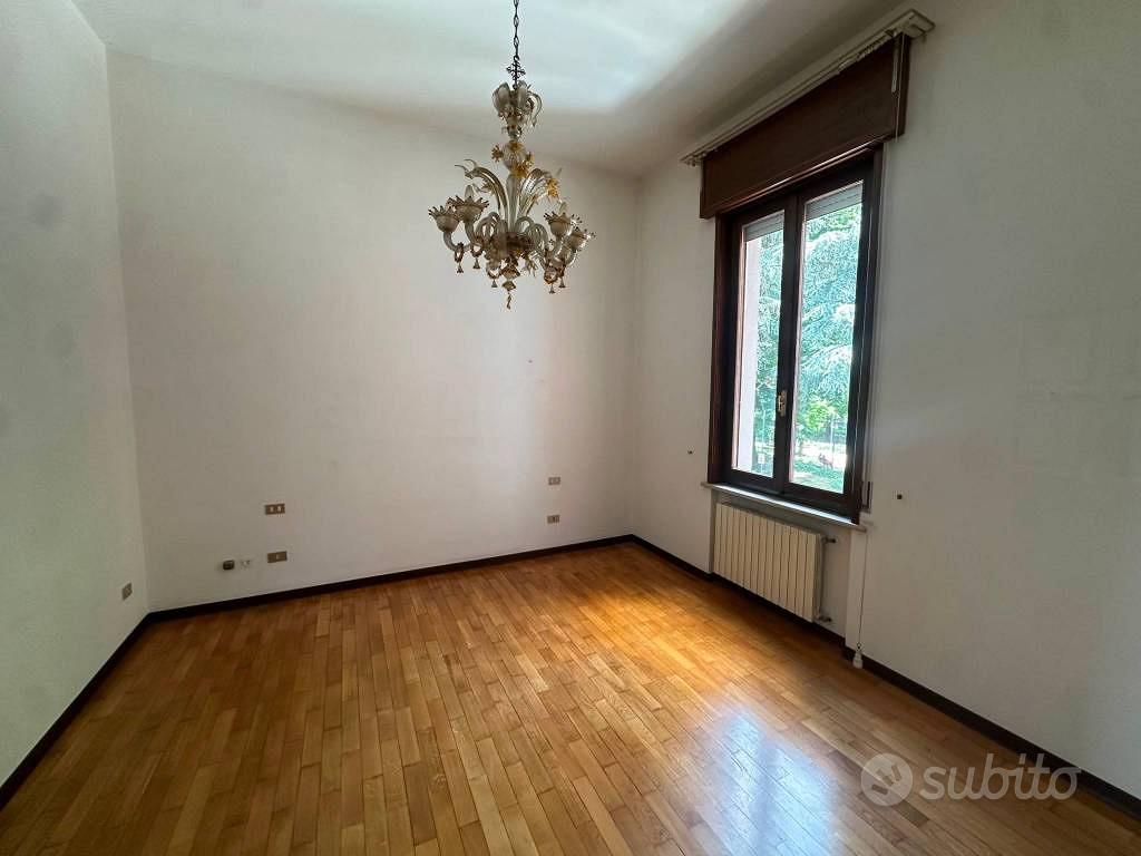Appartamento – Cremona, Zona Castello - Vista 5