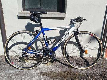 Bici ibrida Carrera Campagnolo 
