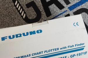 Furuno GP 1971F ecoscandaglio GPS