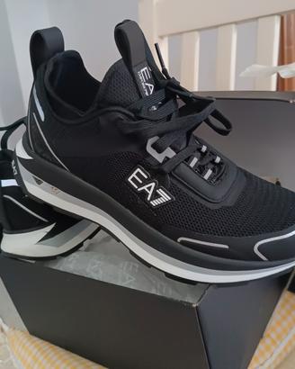 Sneakers Emporio Armani EA7 - Nere/Bianche - Tagli