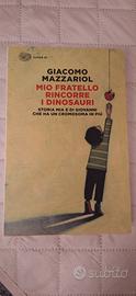 Mio fratello rincorre i dinosauri 