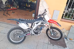 Honda CRF 250  4 tempi  2007