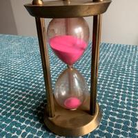 Clessidra vintage ottone e sabbia rosa