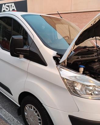 Ford trasit custom L1 H1 