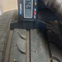4 pneumatici Good Year Efficient Grip 215 65 16 