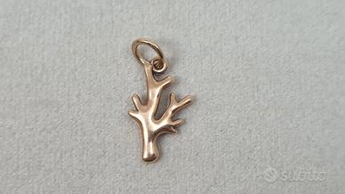 Corallo DoDo in Oro 9 kt misura 1 gr circa