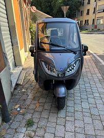 Triciclo elettrico