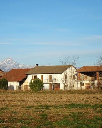 Fossano rustico da ristrutturare