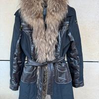 Parka con pelliccia staccabile