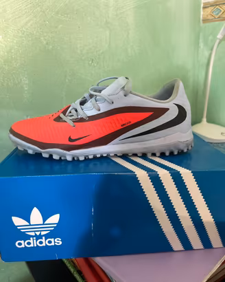 scarpe phantom taglia 38,5